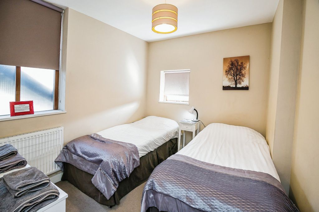 Additional image 6 of 2 bed flat for saleOswald Road, Oswestry, Shropshire SY11