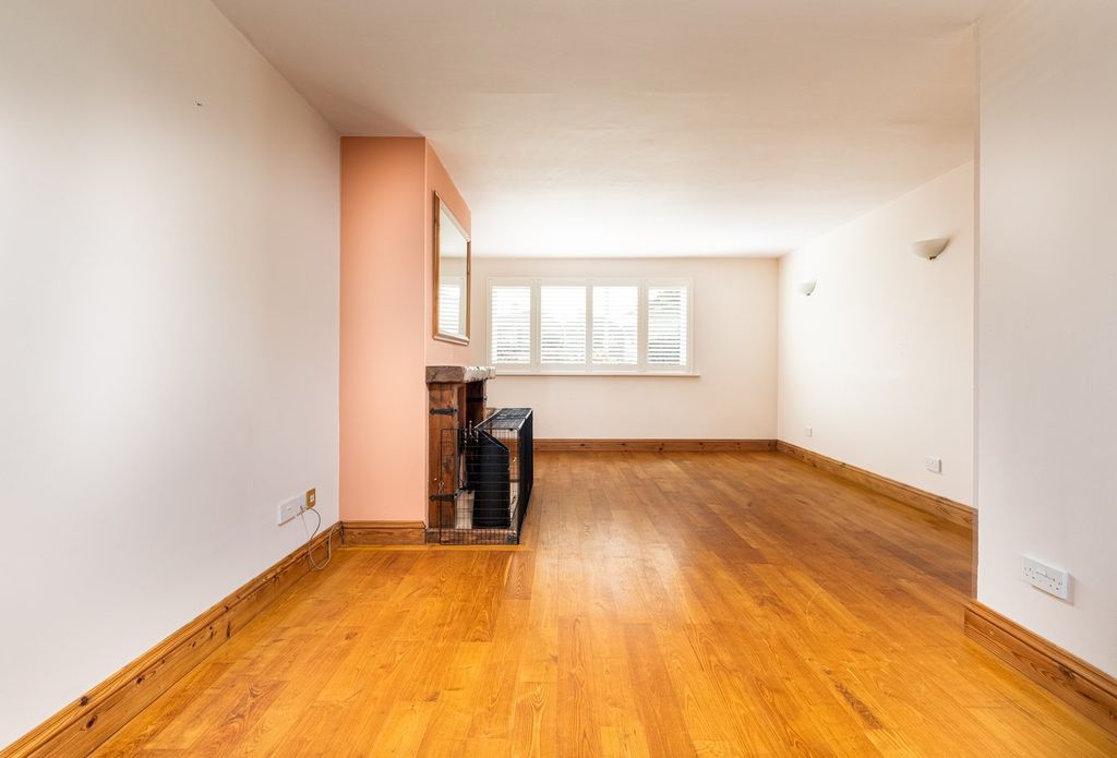 Additional image 4 of 4 bed terraced house for saleLa Ville De L'eglise, St Peter JE3