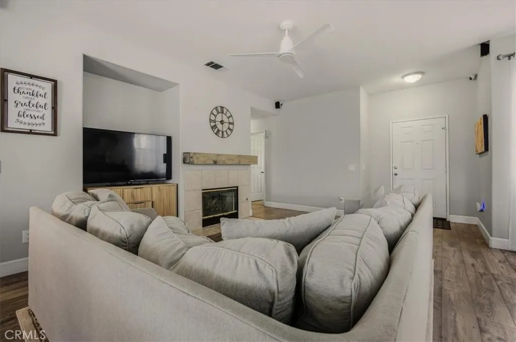 Additional image 9 of 204 E Manchester Lane, San Bernardino, CA 92408