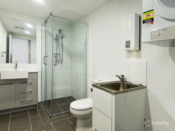 Additional image 5 of 2BF/9-15 Regina Street, Greenslopes QLD 4120