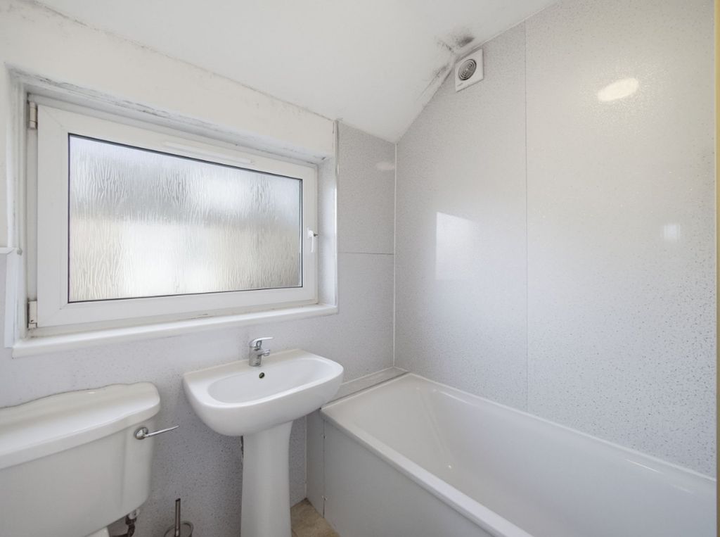 Additional image 13 of 3 bed semi-detached house for sale16 Juniper Avenue, Juniper Green, Edinburgh EH14
