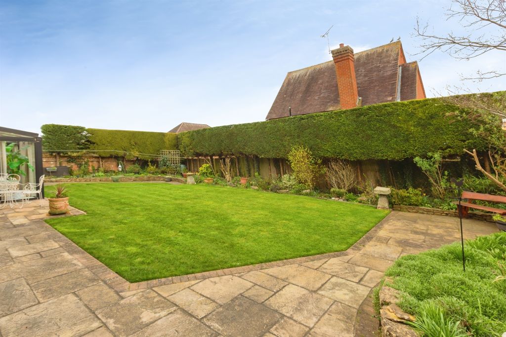 Additional image 29 of 4 bed detached house for saleParsons Lane, Bierton, Aylesbury HP22