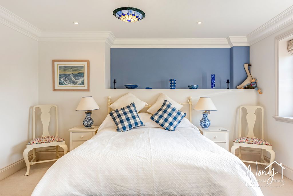 Additional image 15 of 4 bed detached house for saleStiles Yard, Alresford SO24