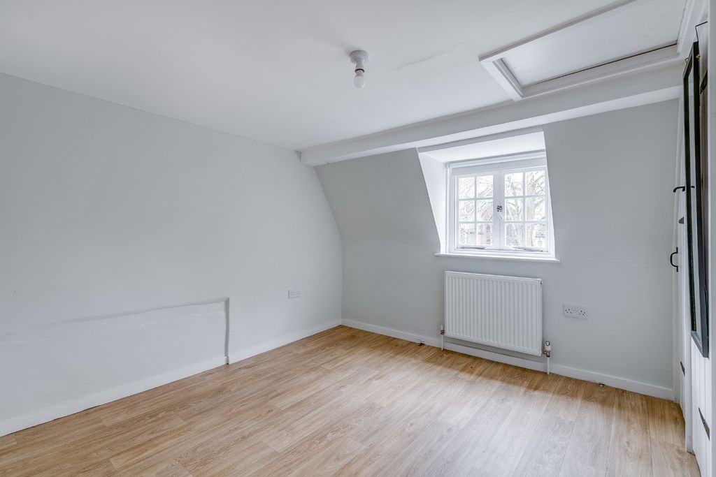 Additional image 11 of 3 bed cottage for saleChurch Street, Baldock SG7