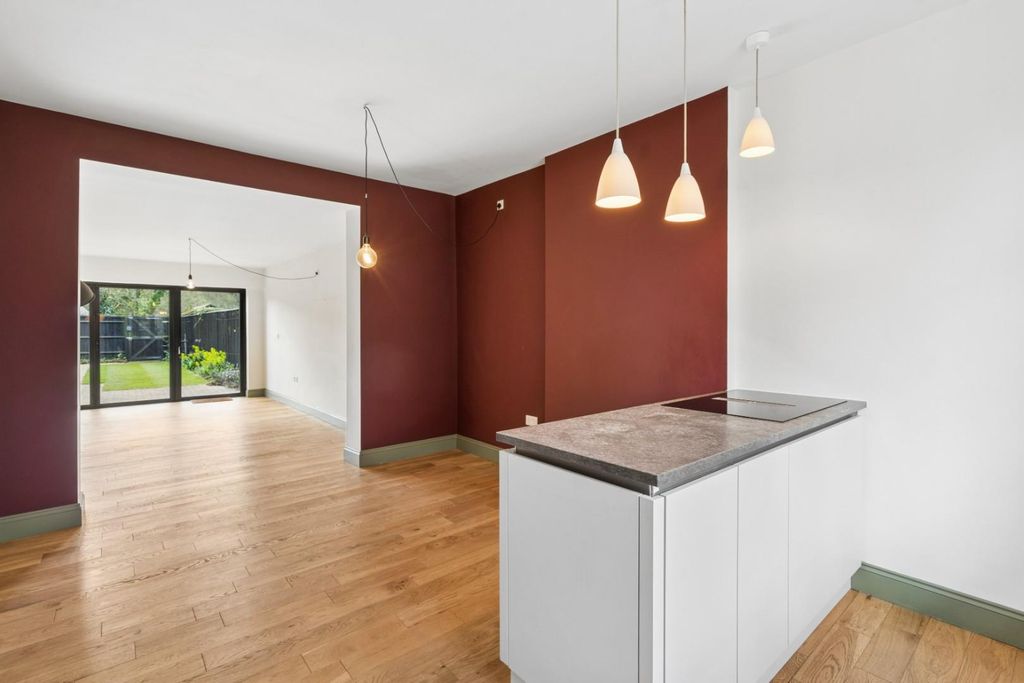 Additional image 9 of 3 bed terraced house for saleHigh Street, Old Amersham, Buckinghamshire HP7
