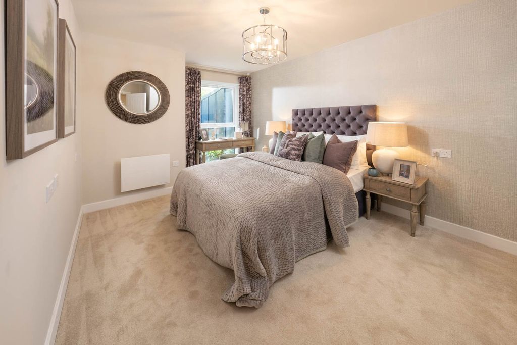 Additional image 3 of 2 bed flat for saleBarton Way, Dartmouth, Devon TQ6