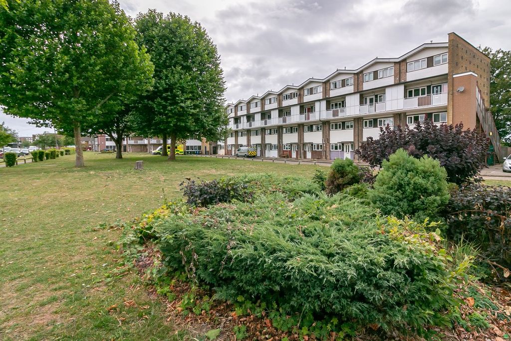 Additional image 10 of 2 bed flat for saleWestern Way, Letchworth Garden City SG6