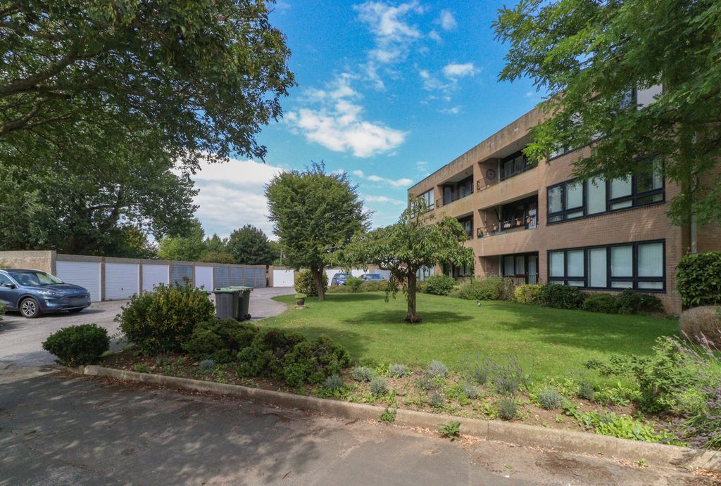 Additional image 11 of 2 bed flat for saleLyell Road, Birchington, Kent CT7