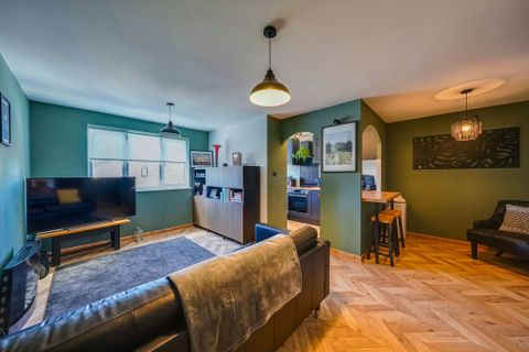 Martin Close, London N9