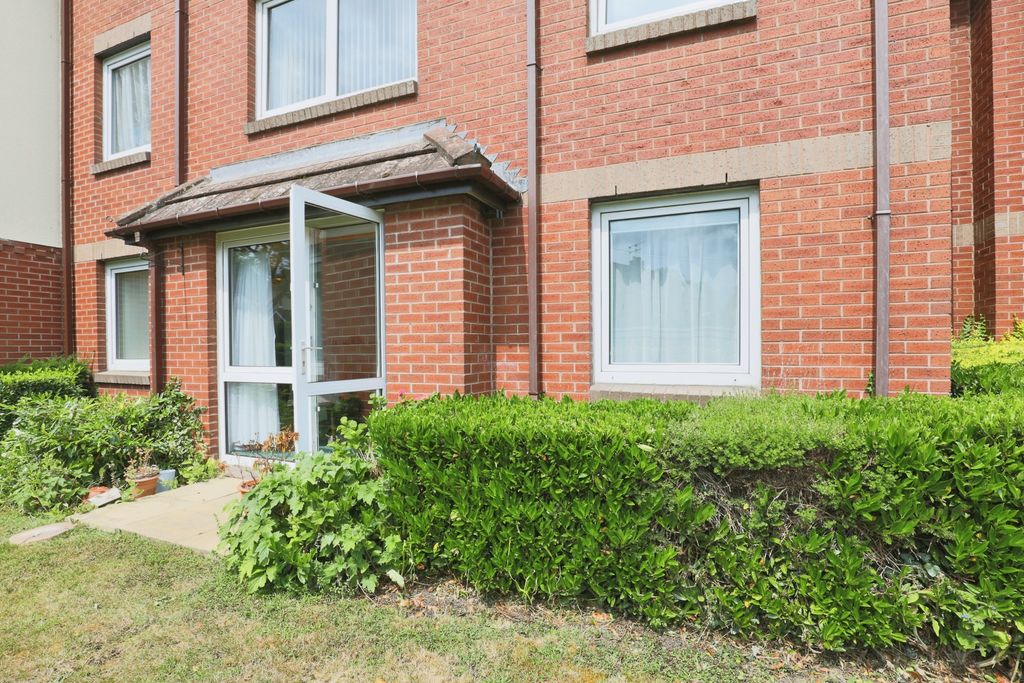 Additional image 11 of 1 bed flat for saleMalin Court, Alcester B49