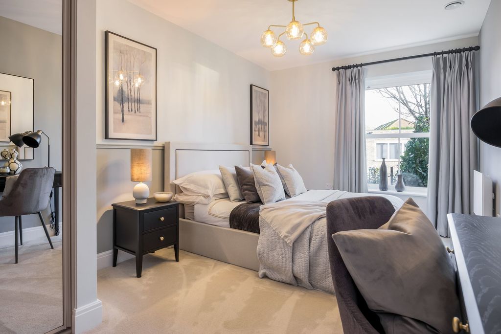 Additional image 4 of 2 bed flat for saleThe Dean, Alresford SO24