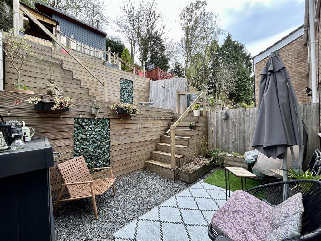 Additional image 20 of Whitestone Road, Halesowen