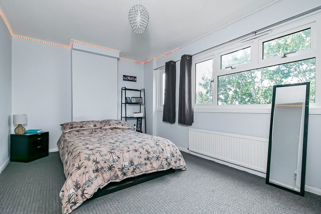 Additional image 5 of 2 bed flat for saleWestern Way, Letchworth Garden City SG6