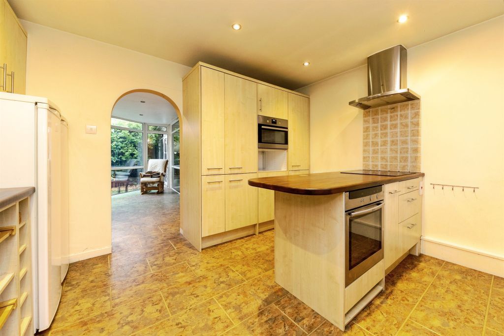 Additional image 4 of 3 bed detached bungalow for saleHitchin Street, Baldock SG7