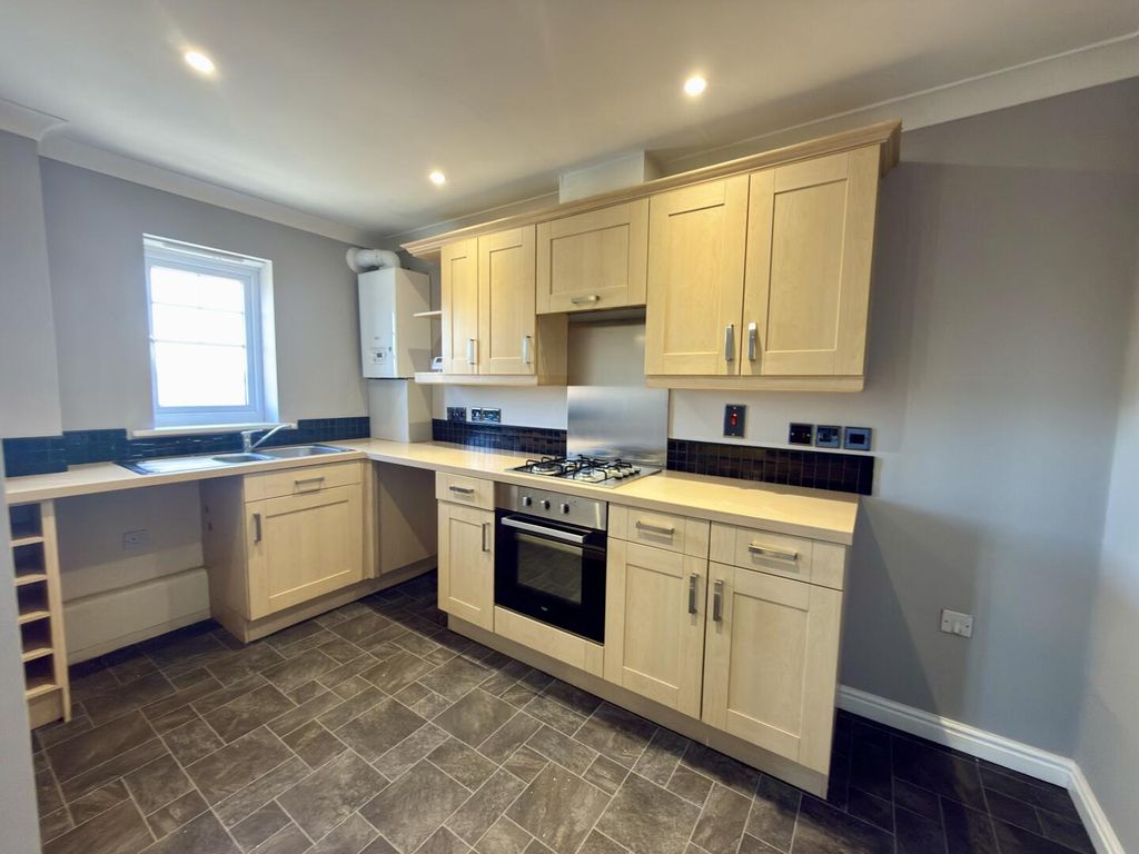 Additional image 3 of 2 bed flat for saleAppleby Close, Darlington DL1