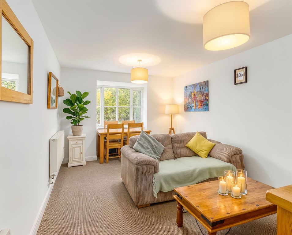 2 bed flat for saleWestacott Meadow, Barnstaple EX32