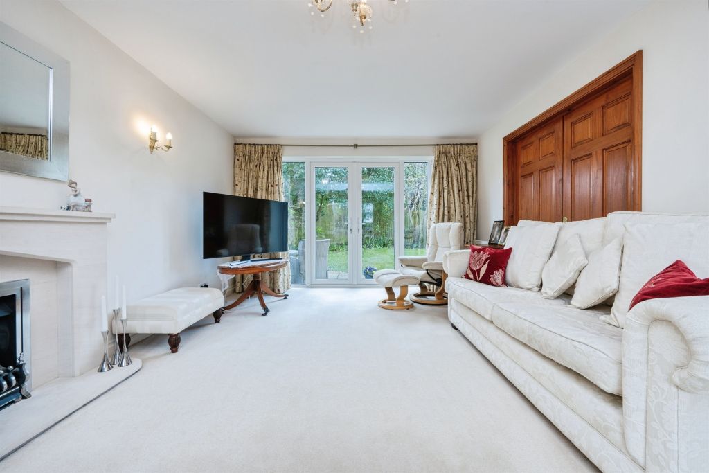 Additional image 3 of 4 bed detached house for saleSchool Lane, Weston Turville, Aylesbury HP22