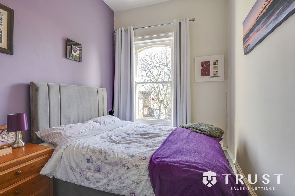 Additional image 27 of 4 bed terraced house for saleGrosvenor Road, Batley WF17