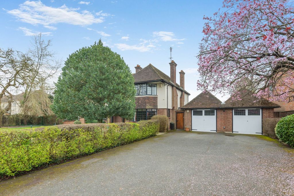 Additional image 35 of 6 bed detached house for saleNew Road, Weston Turville HP22
