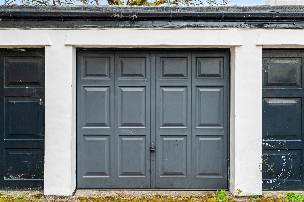 Additional image 44 of 2 bed flat for saleYr Hen Dy, The Cathedral Green, Llandaff, Cardiff CF5