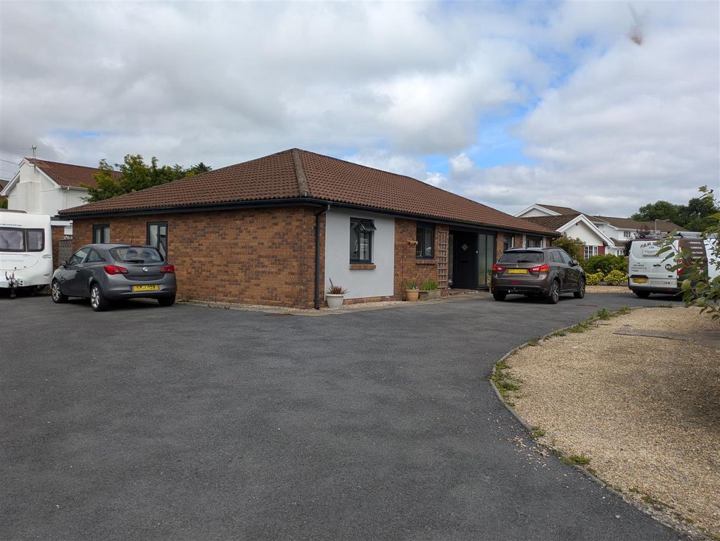 Additional image 25 of 5 bed detached bungalow for saleLlwyn Y Bryn, Ammanford SA18
