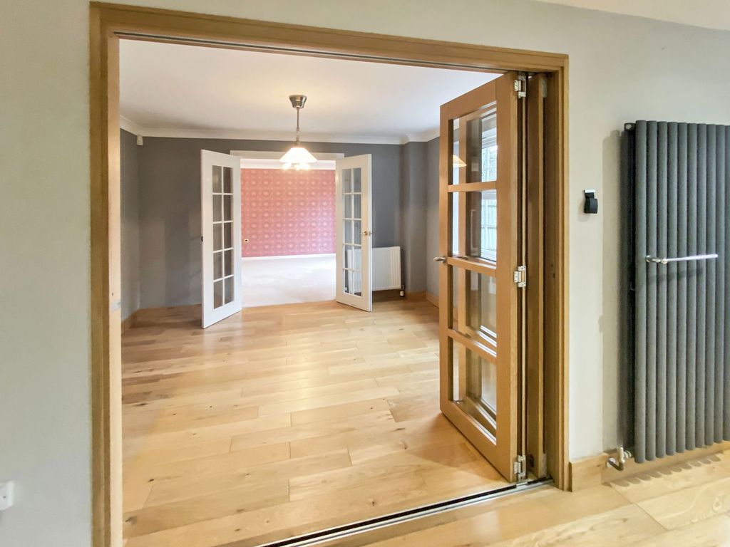 Additional image 4 of 5 bed detached house for saleAspen Drive, Ashford, Kent TN23