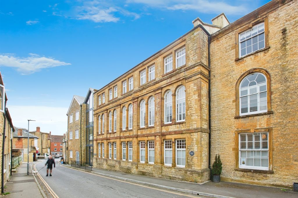 Additional image 17 of 2 bed flat for saleAbbey Street, Crewkerne TA18