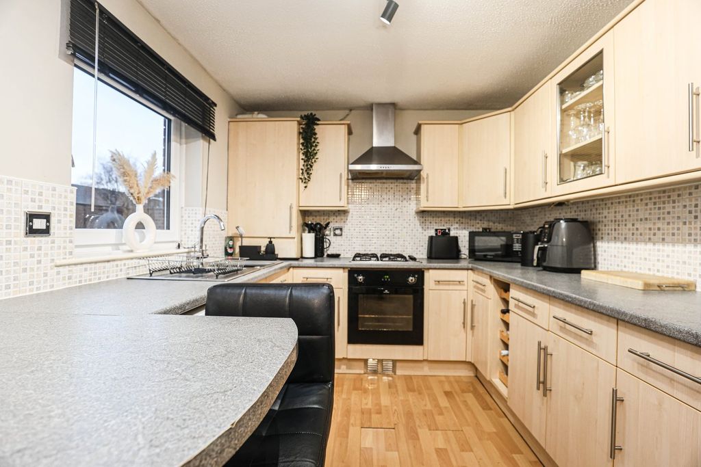 Additional image 3 of 2 bed flat for saleClifford Close, Penrith CA11