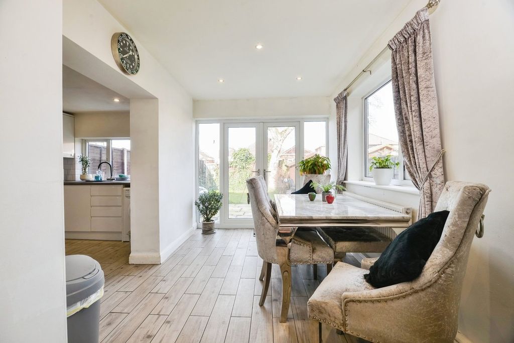 Additional image 8 of 4 bed semi-detached house for saleGrosvenor Road, Billingham TS22