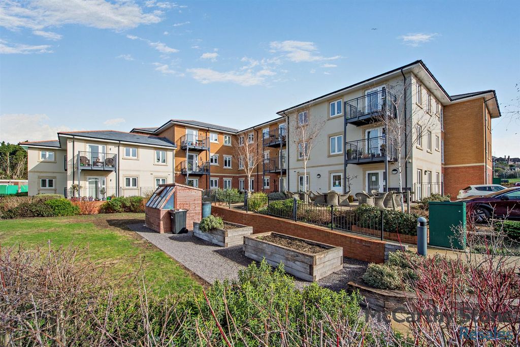 Additional image 17 of 2 bed flat for saleGordon Court, Flood Lane, Bridport DT6