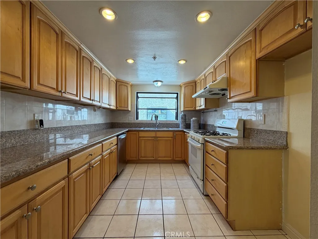 Additional image 9 of 1620 S 5th St Unit F, Alhambra, CA 91803
