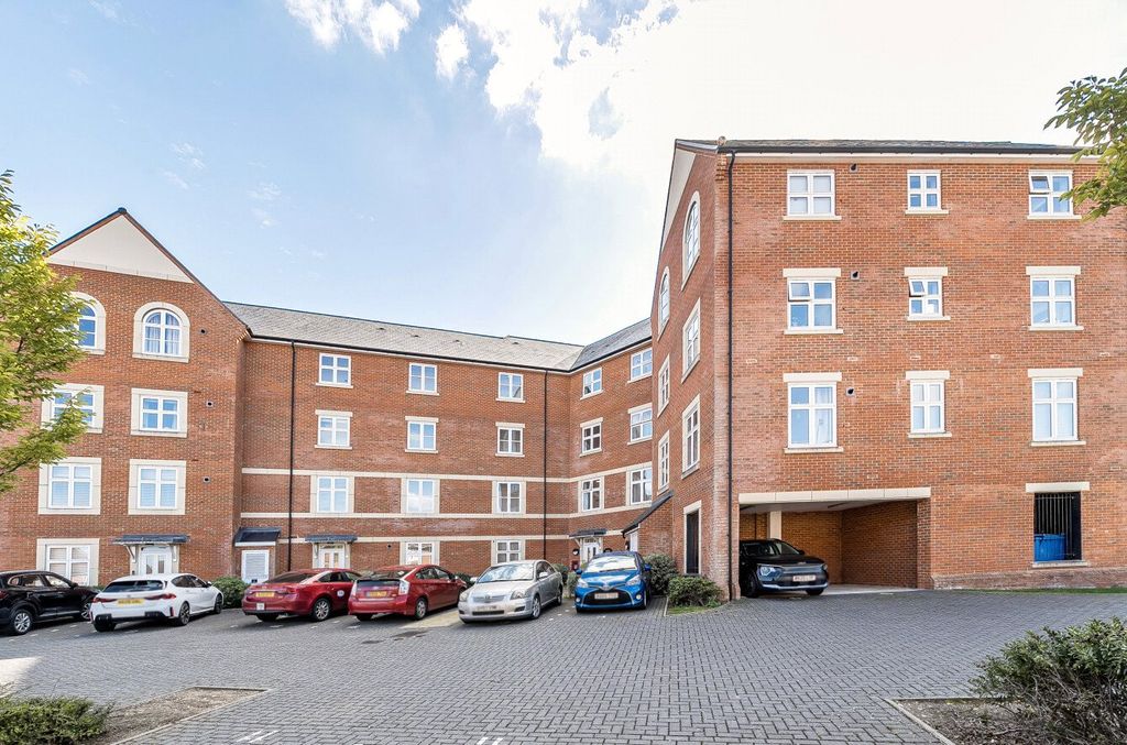 Additional image 10 of 2 bed flat for saleBurke Place, Wellesley, Aldershot GU11