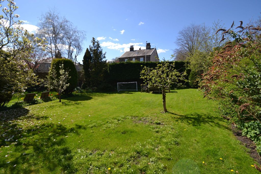 Land for saleEllar Carr Road, Idle, Bradford BD10