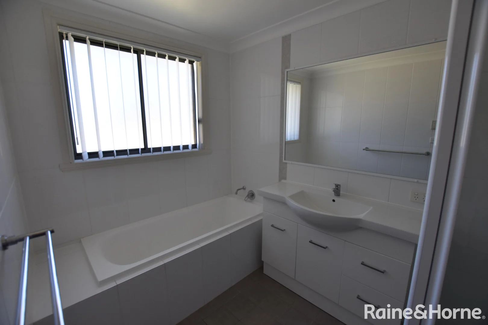 Additional image 15 of 5/20 Majestic Way, Orange NSW 2800