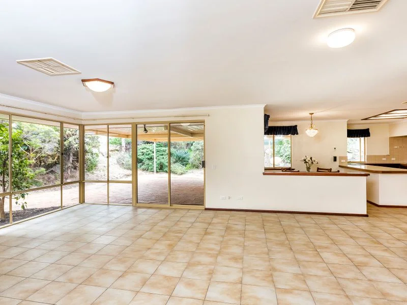 Additional image 18 of 15 Levey Rise, Winthrop WA 6150