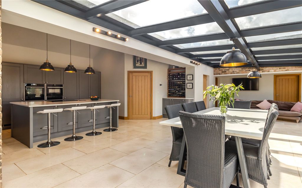 Additional image 4 of 4 bed bungalow for saleThe Barn, Hunters Yard, Horncastle Road, Caistor, Market Rasen LN7