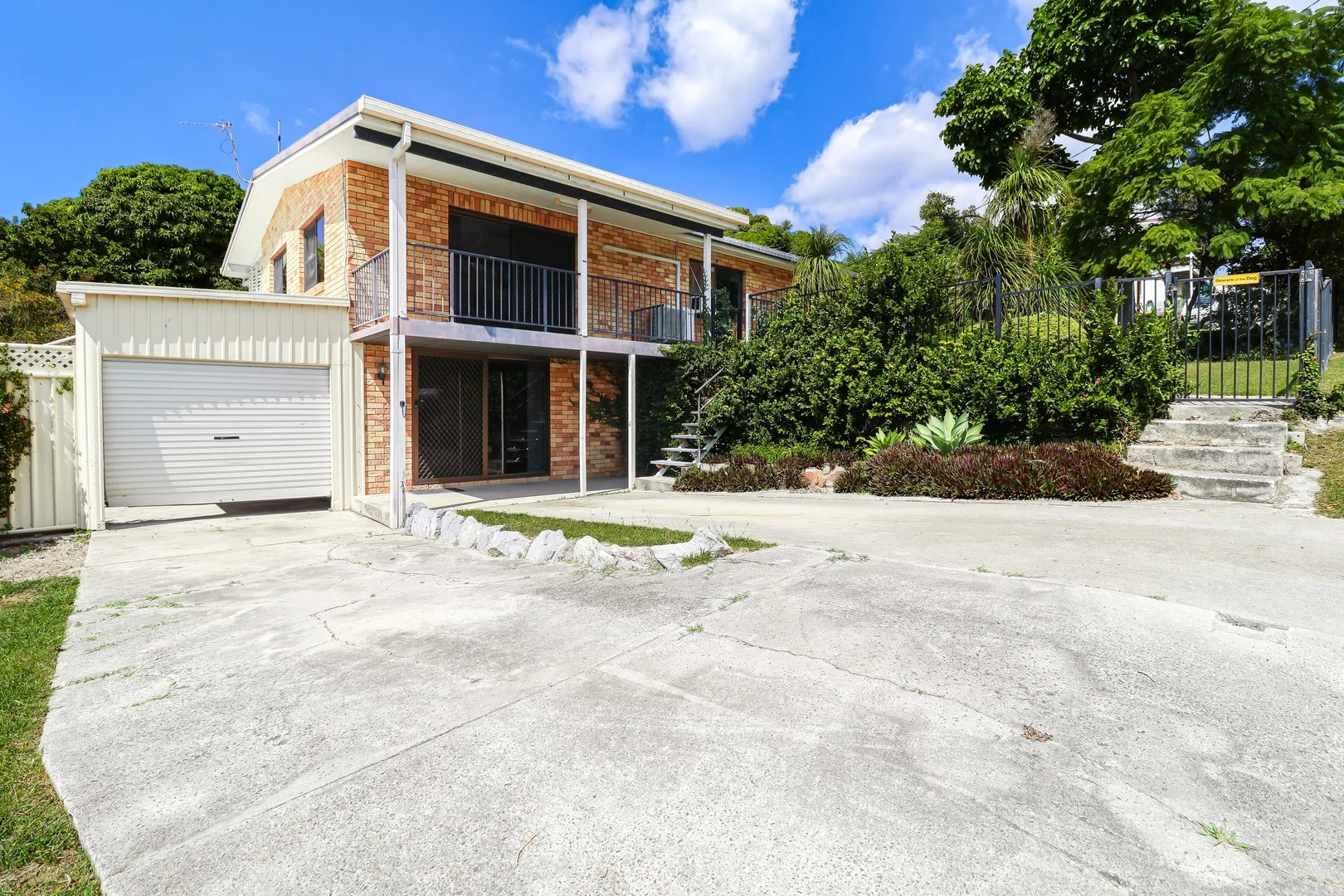18 Lorikeet Avenue, New Auckland QLD 4680