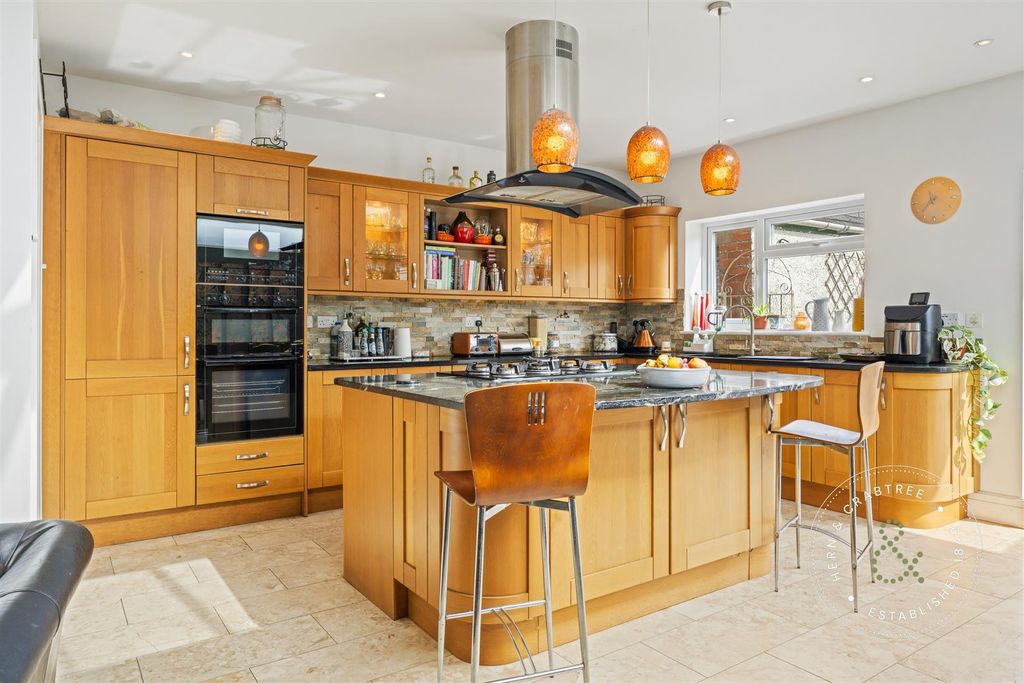 Additional image 22 of 4 bed detached house for salePencisely Crescent, Llandaff, Cardiff CF5
