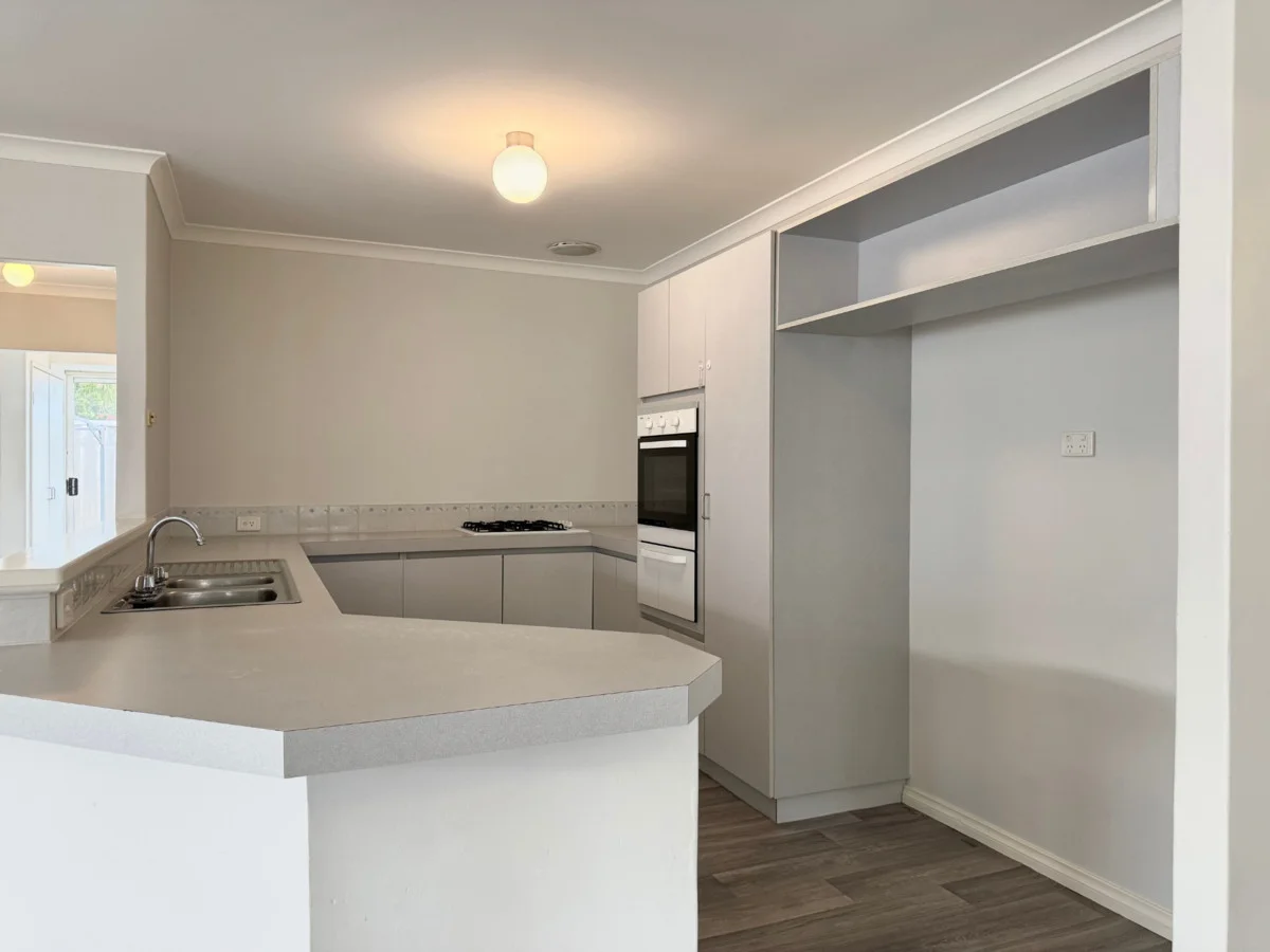 Additional image 4 of 12 Amulla Court, Halls Head WA 6210