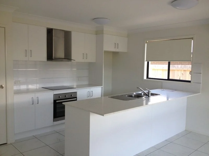 Additional image 2 of 1/47 Superior Blvd, Andergrove QLD 4740