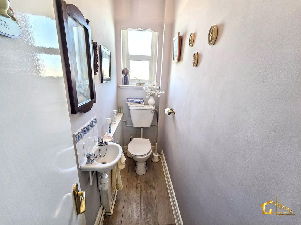Additional image 15 of 2 bed flat for saleMotcombe Court, Bedford Avenue, Bexhill-On-Sea TN40