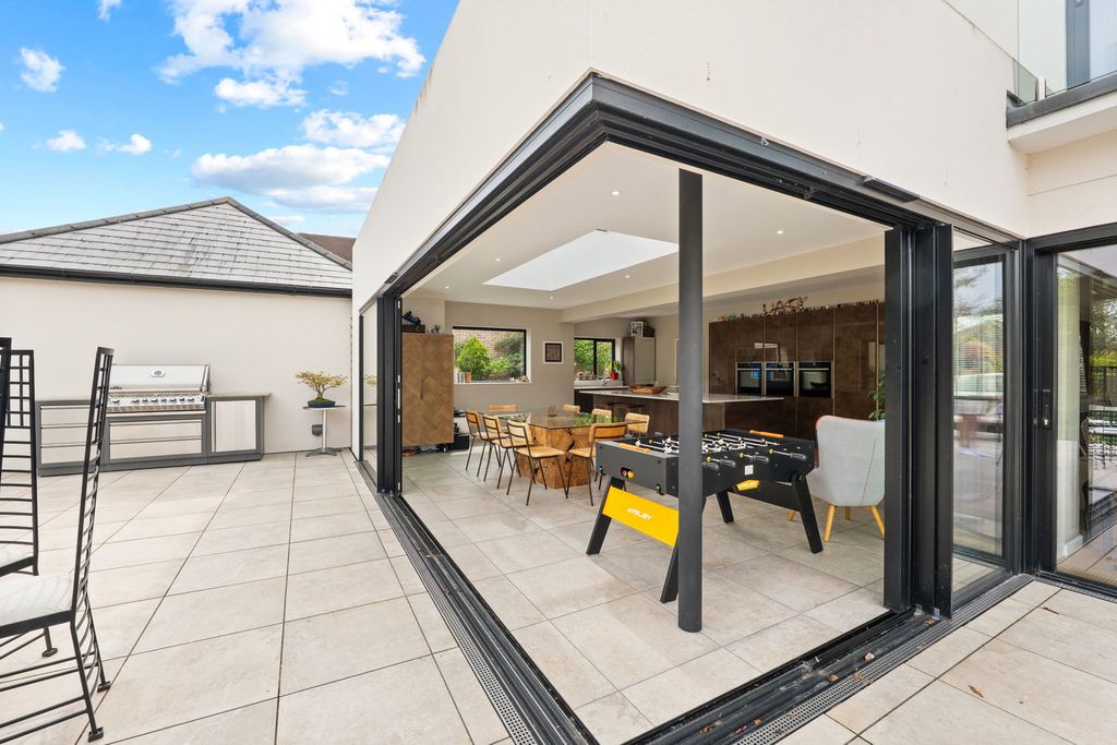 Additional image 29 of 4 bed detached house for saleGilhams Avenue, Banstead SM7