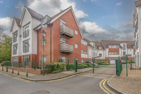 Middlepark Drive, Bournville Park, Northfield B31
