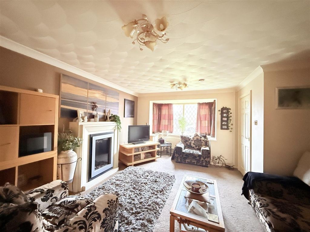 Additional image 2 of 4 bed detached house for saleMeadowbank, Ashton-Under-Lyne OL7