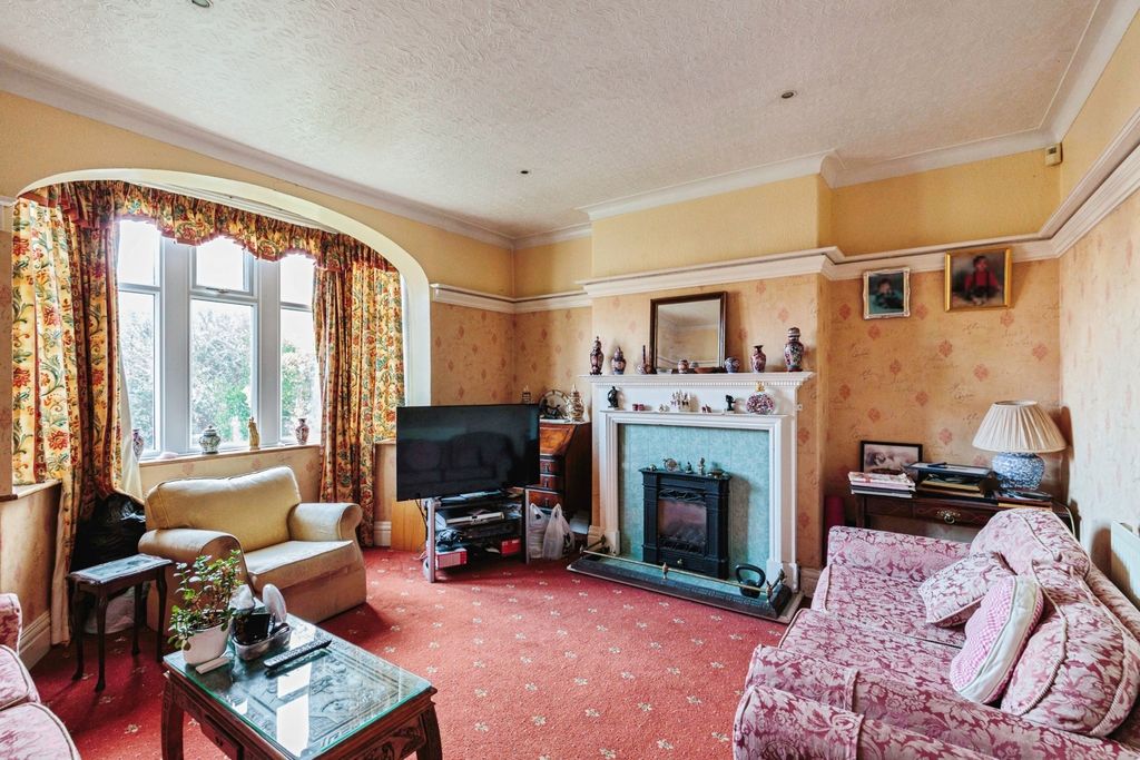 Additional image 2 of 5 bed semi-detached house for saleGrange Road, Lytham St. Annes, Lancashire FY8