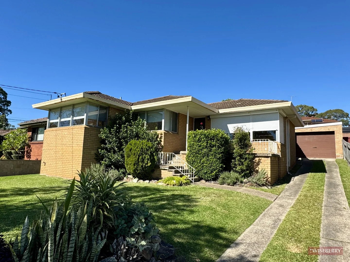 30 Jacaranda Drive, Georges Hall NSW 2198