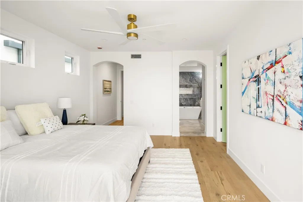 Additional image 21 of 114 2nd St, Seal Beach, CA 90740