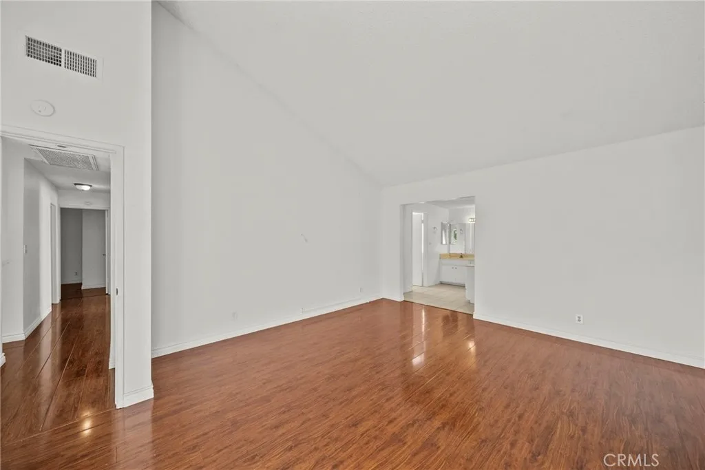 Additional image 22 of 22647 Margarita Dr, Woodland Hills, CA 91364