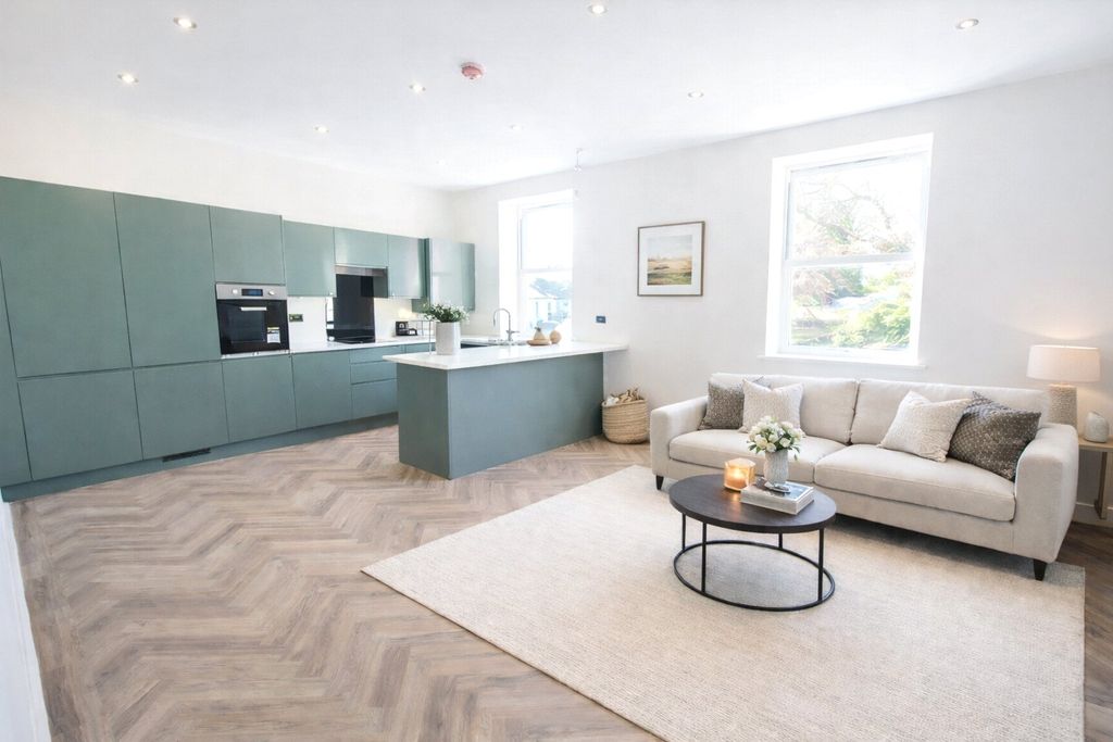 2 bed flat for saleWheatley Lane Road, Barrowford, Nelson, Lancashire BB9