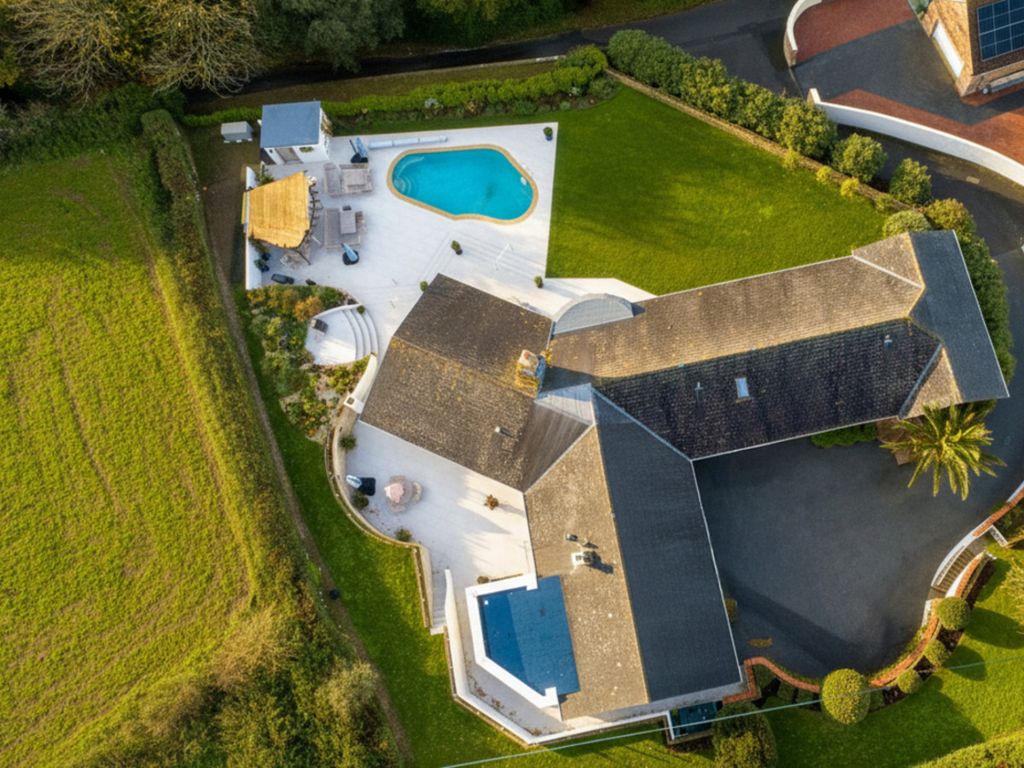 Additional image 4 of 5 bed detached bungalow for saleLa Rigondaine, Jersey JE3